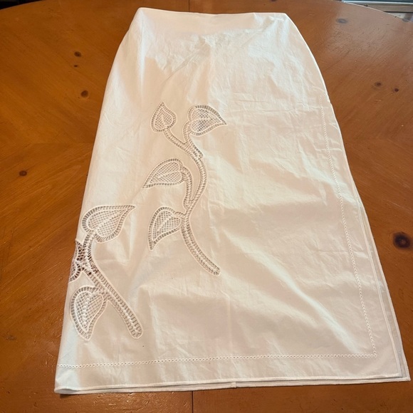 Venroy Cotton Maxi Skirt in White Sz L Floral Embroidered Side Slit Semi Sheer - Picture 4 of 15